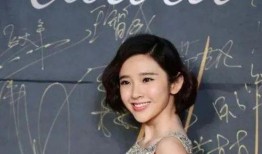 女明星爆料最新绯闻事件,女明星揭露惊天绯闻事件