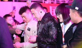 杨坤最新爆料消息,揭秘娱乐圈不为人知的幕后故事