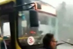 最新事件爆料公交车事故,最新爆料揭示事故真相